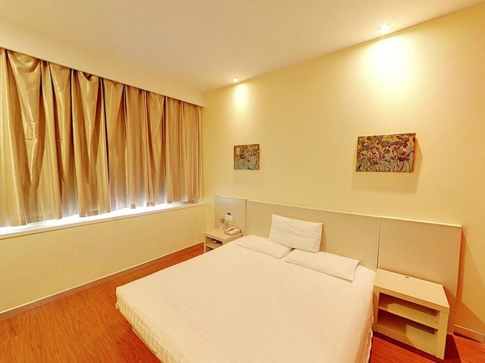 Hanting Express Shanghai Lujiazui Minsheng Road Exterior foto